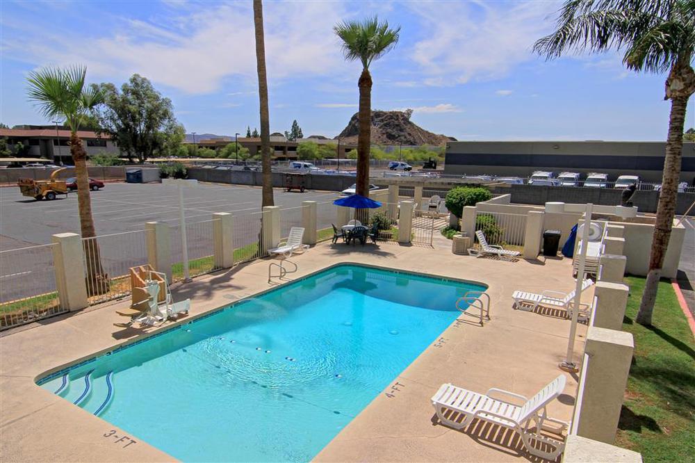6 Tempe, Az Phoenix Airport Priest Dr 2*